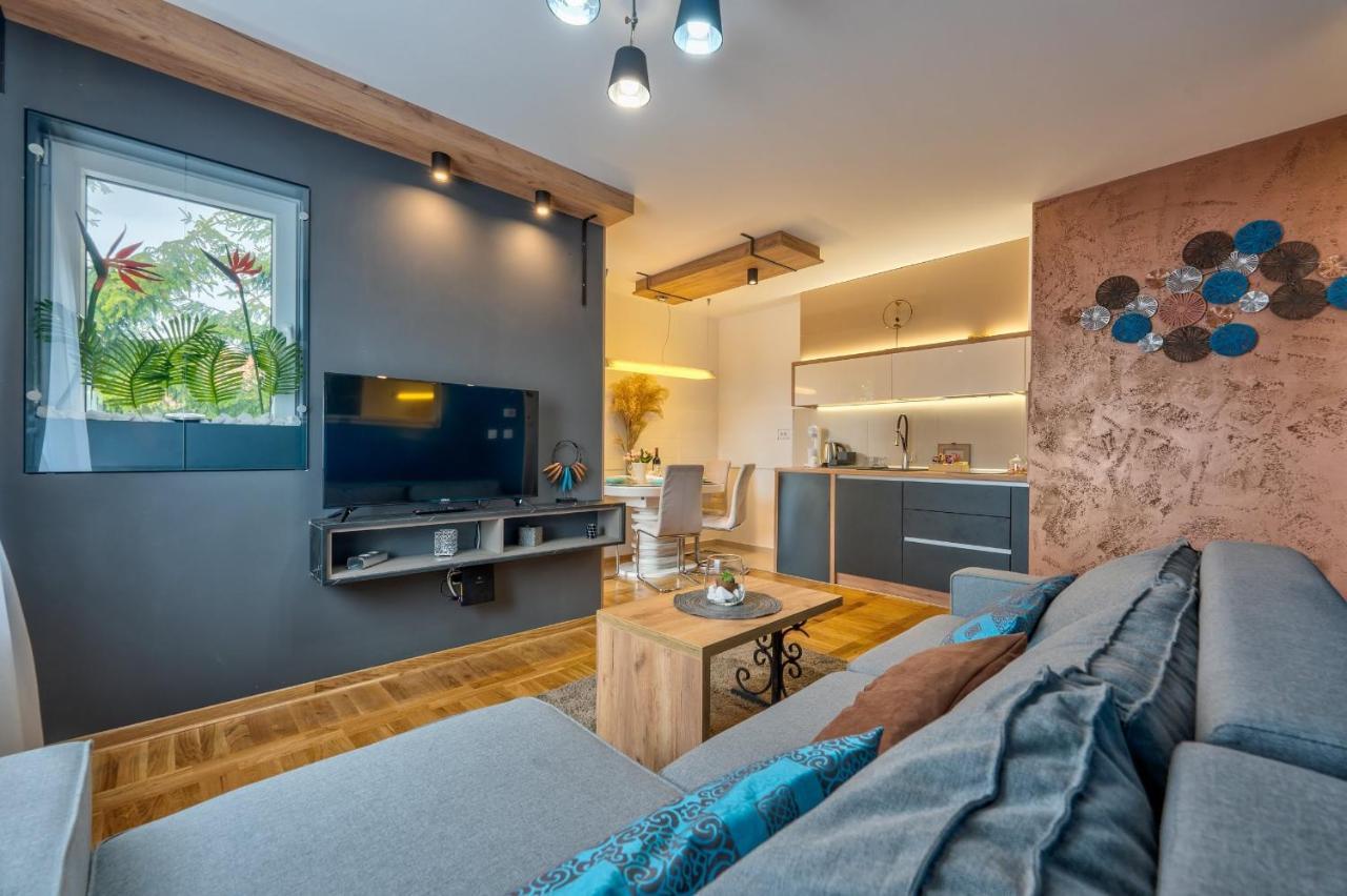 Tron Lux Apartman 兹拉蒂博尔 外观 照片